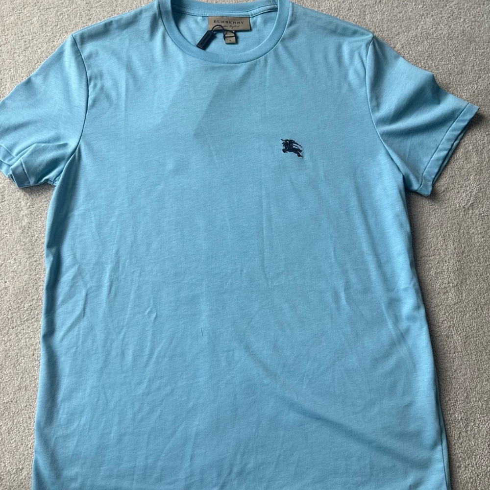 Burberry Tshirt